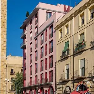 apartaments-reial-1.top-hotels-tarragona.com/